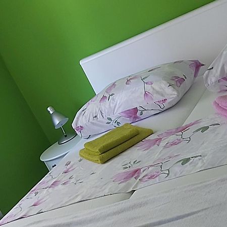 Apartments Ella Ровинь Экстерьер фото