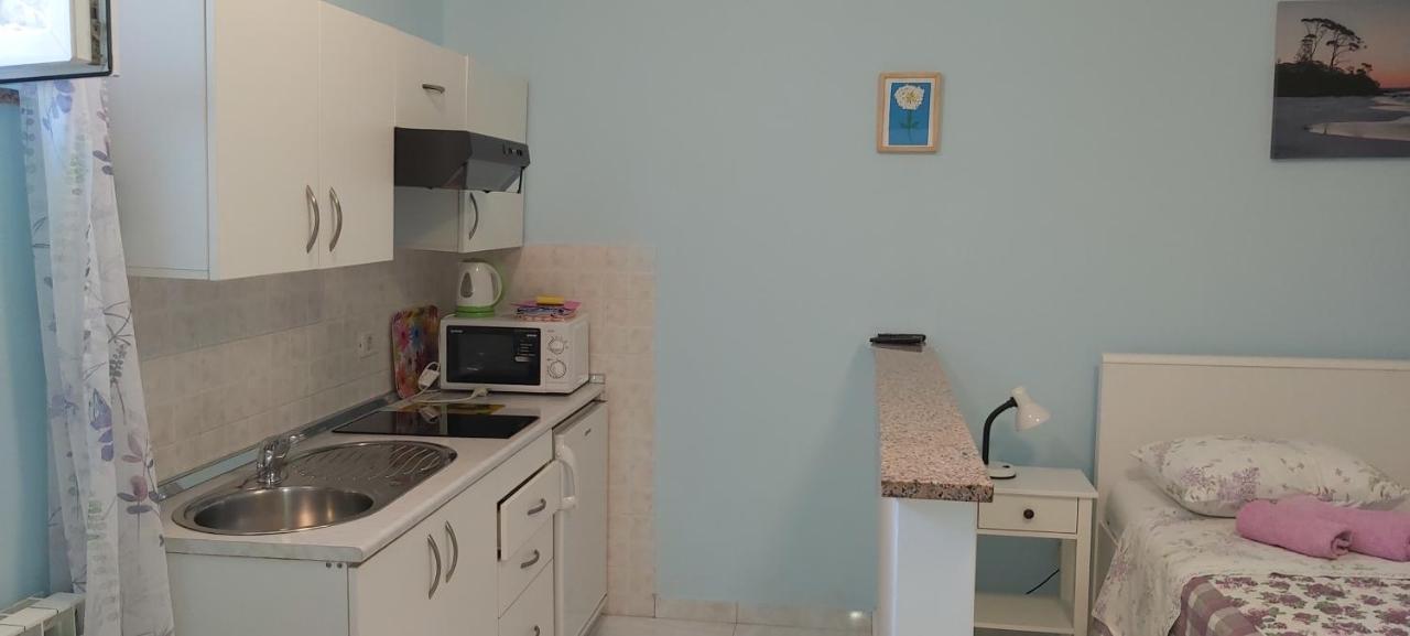 Apartments Ella Ровинь Экстерьер фото
