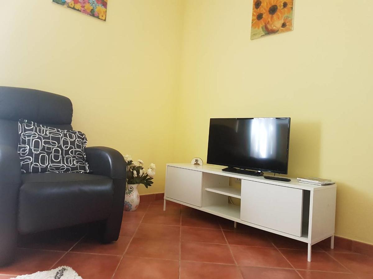 Apartments Ella Ровинь Экстерьер фото
